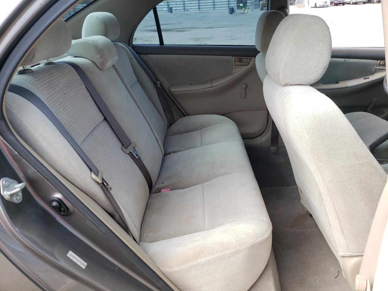 Photo 6 from auction – 2005 TOYOTA COROLLA CE with VIN 1NXBR32E55Z403492