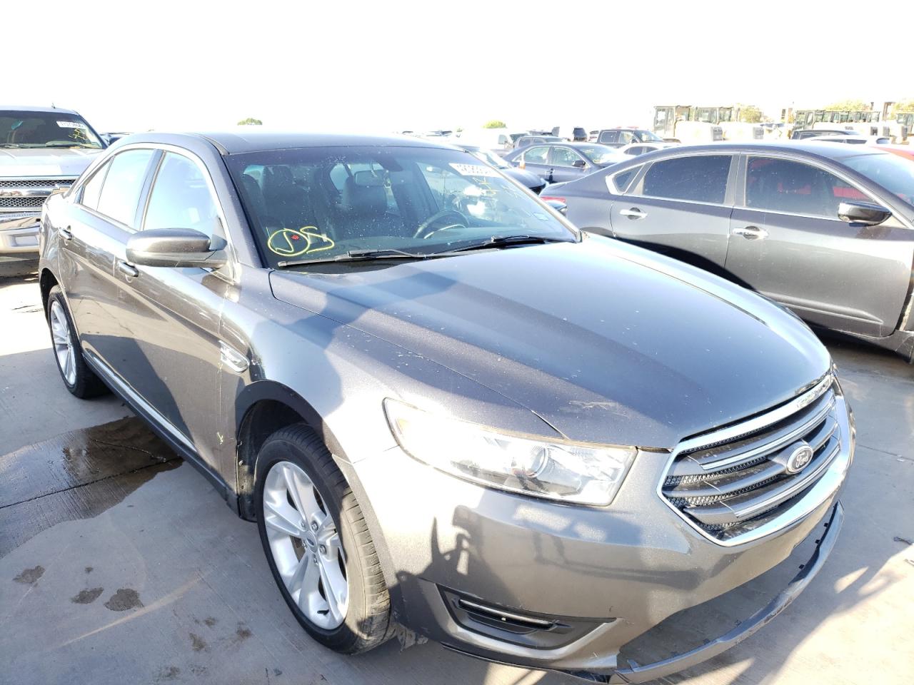 FORD TAURUS SEL 2015 with VIN 1FAHP2E86FG131688 - Photo from auction