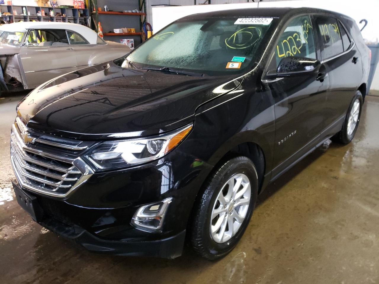 Photo 2 from auction – 2018 CHEVROLET EQUINOX LT with VIN 2GNAXSEV8J6247251