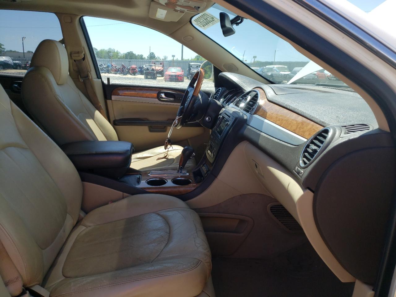 Photo 5 from auction – 2011 BUICK ENCLAVE CX with VIN 5GAKRBED6BJ177124