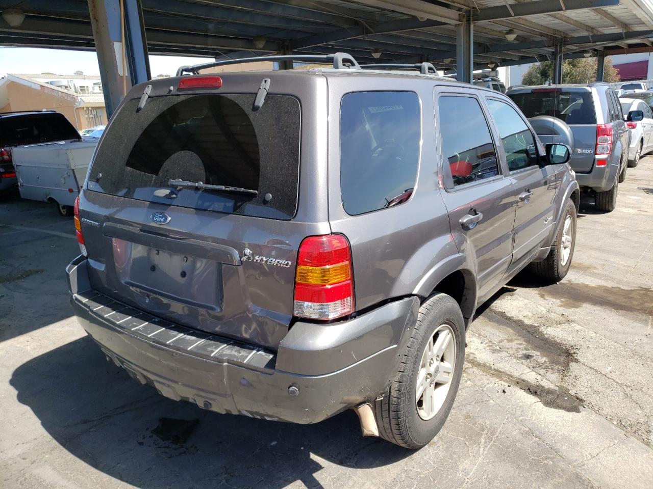Photo 4 from auction – 2006 FORD ESCAPE HEV with VIN 1FMCU95H36KA14181