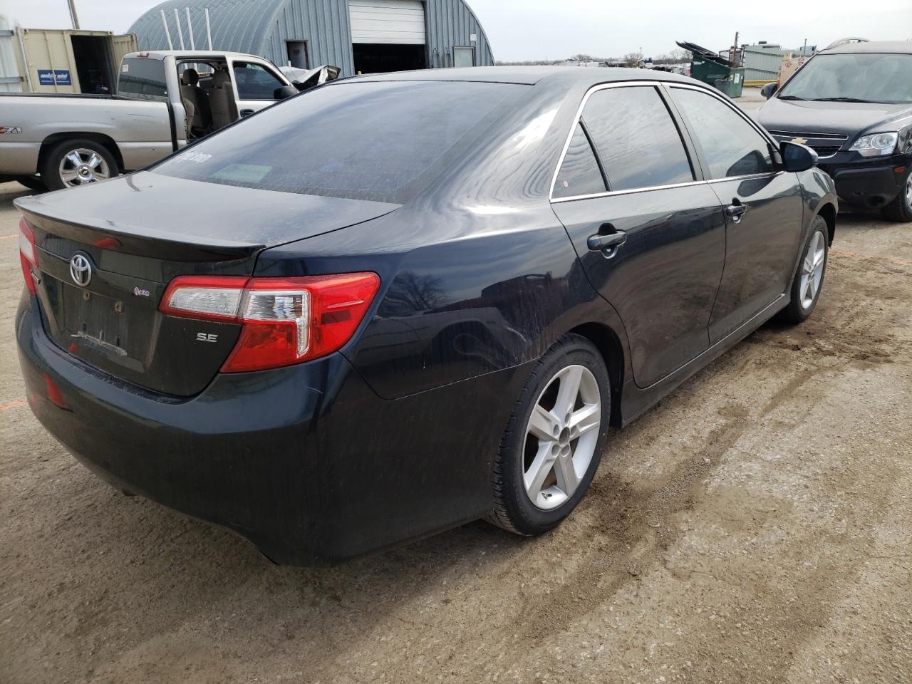Photo 4 from auction – 2012 TOYOTA CAMRY BASE with VIN 4T1BF1FKXCU040567
