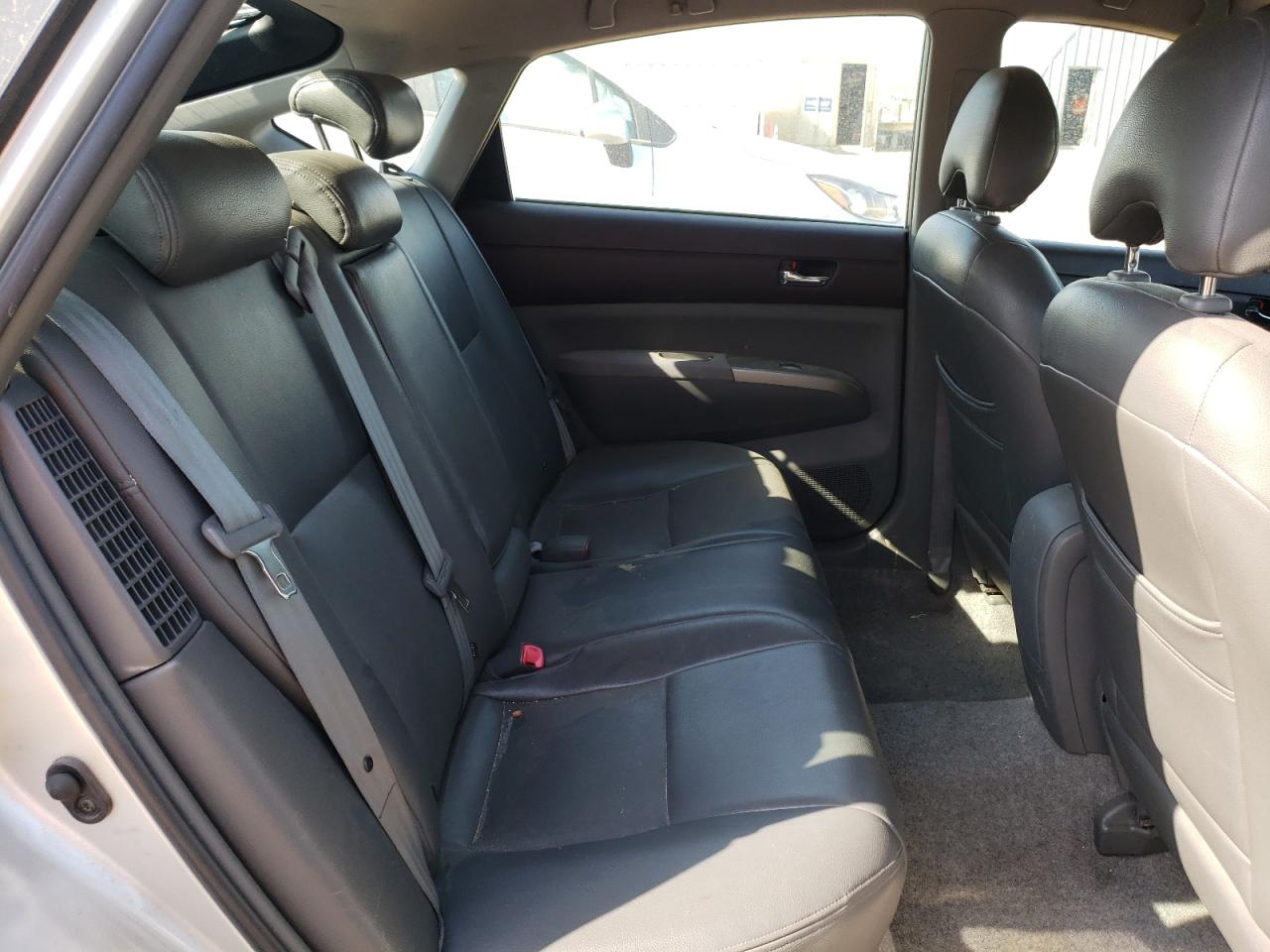Photo 6 from auction – 2005 TOYOTA PRIUS with VIN JTDKB20U650131197
