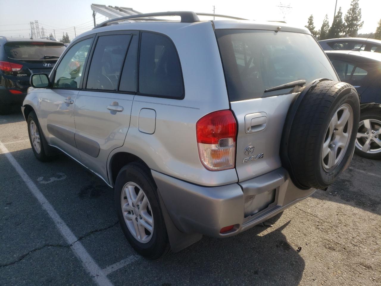 Photo 3 from auction – 2001 TOYOTA RAV4 with VIN JTEGH20V310001705
