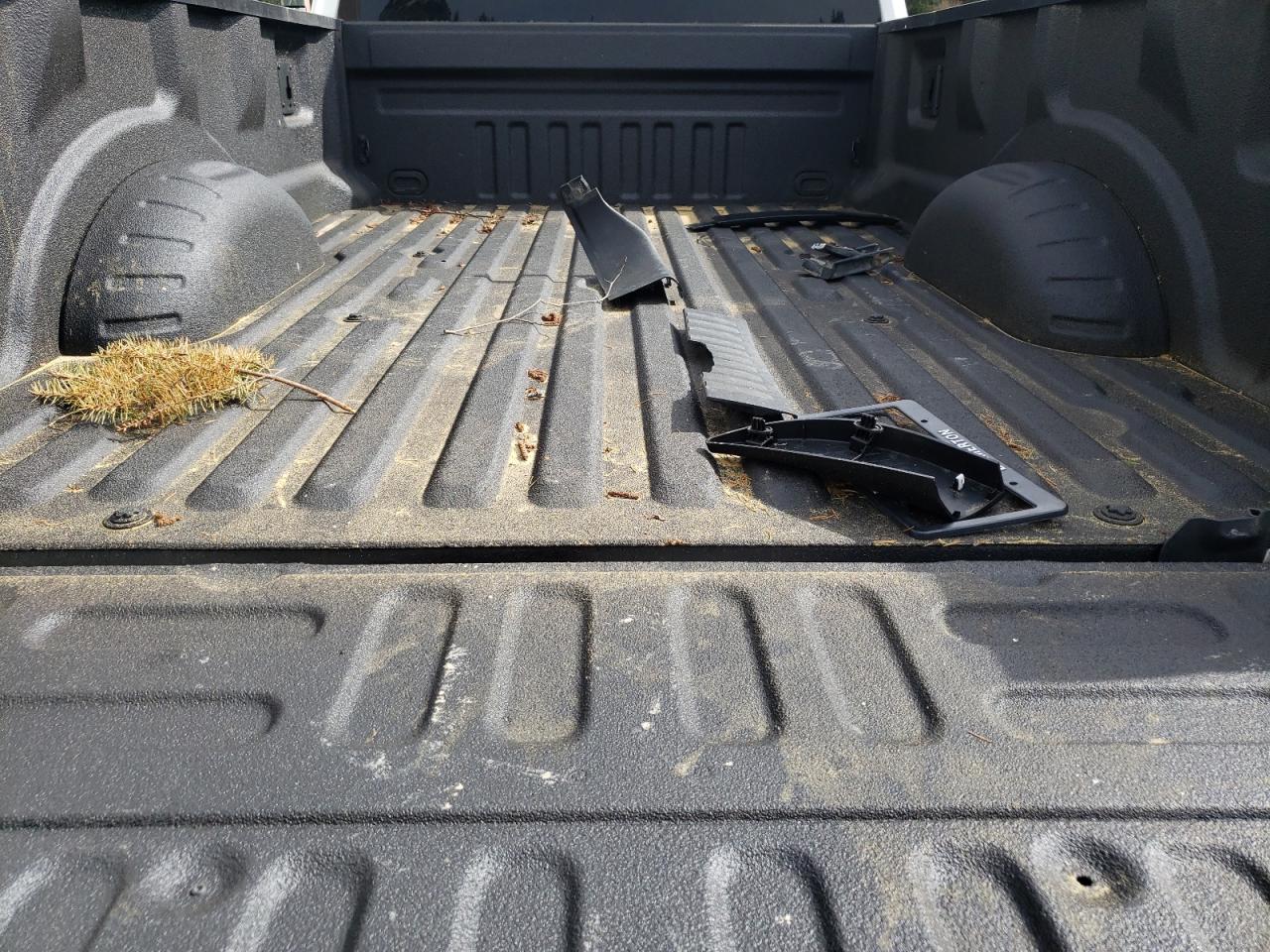 Photo 9 from auction – 2018 FORD F350 SUPER with VIN 1FT8W3BT9JEB76513