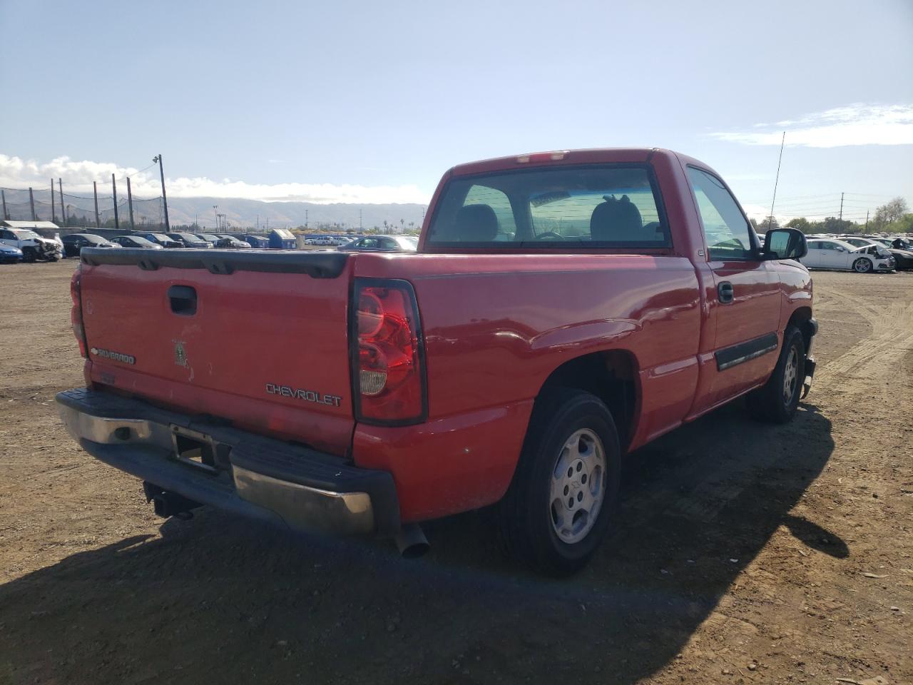Photo 4 from auction – 2004 CHEVROLET SILVERADO with VIN 1GCEC14V04Z116681