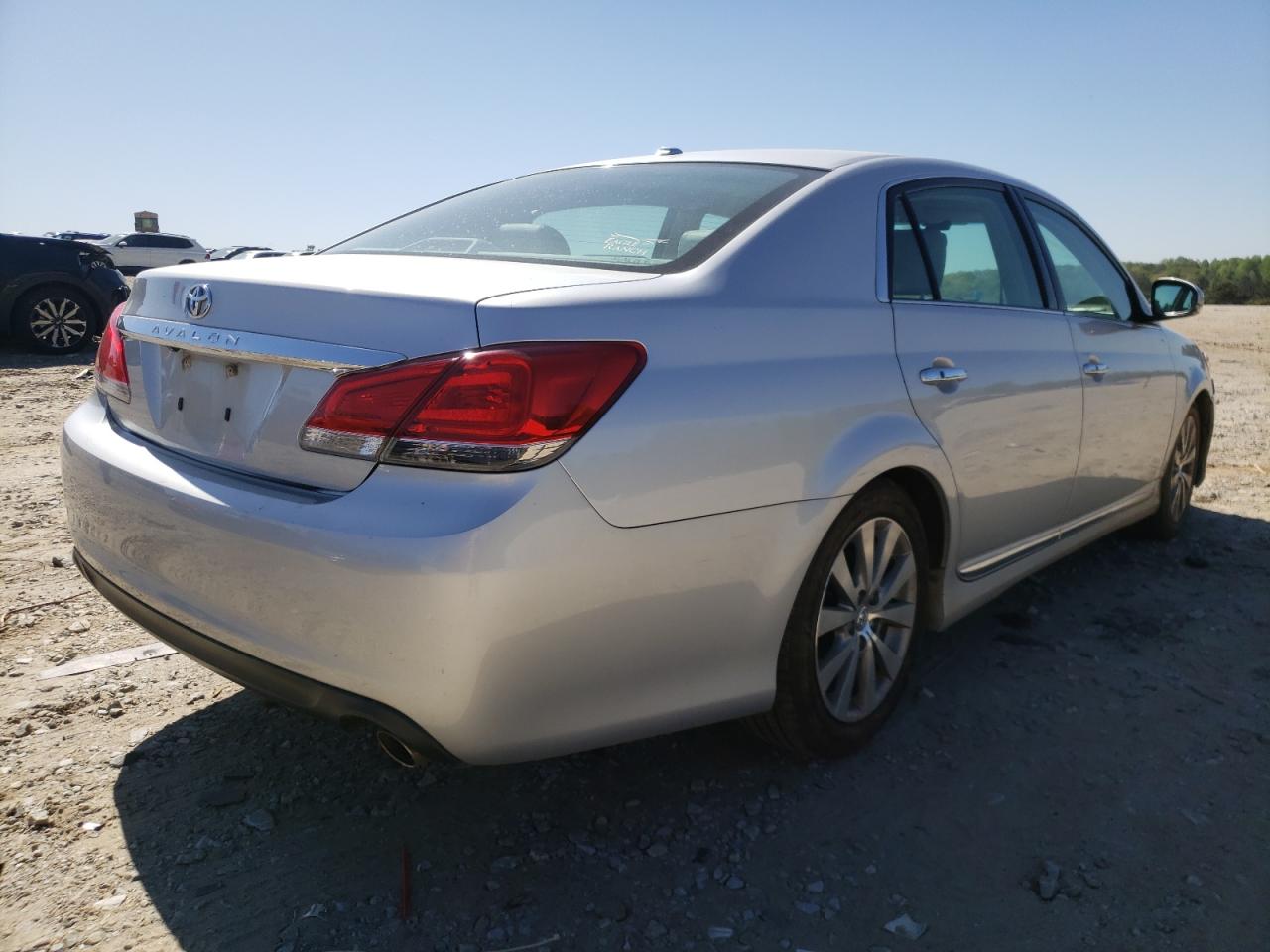 Photo 4 from auction – 2012 TOYOTA AVALON BAS with VIN 4T1BK3DB3CU440447