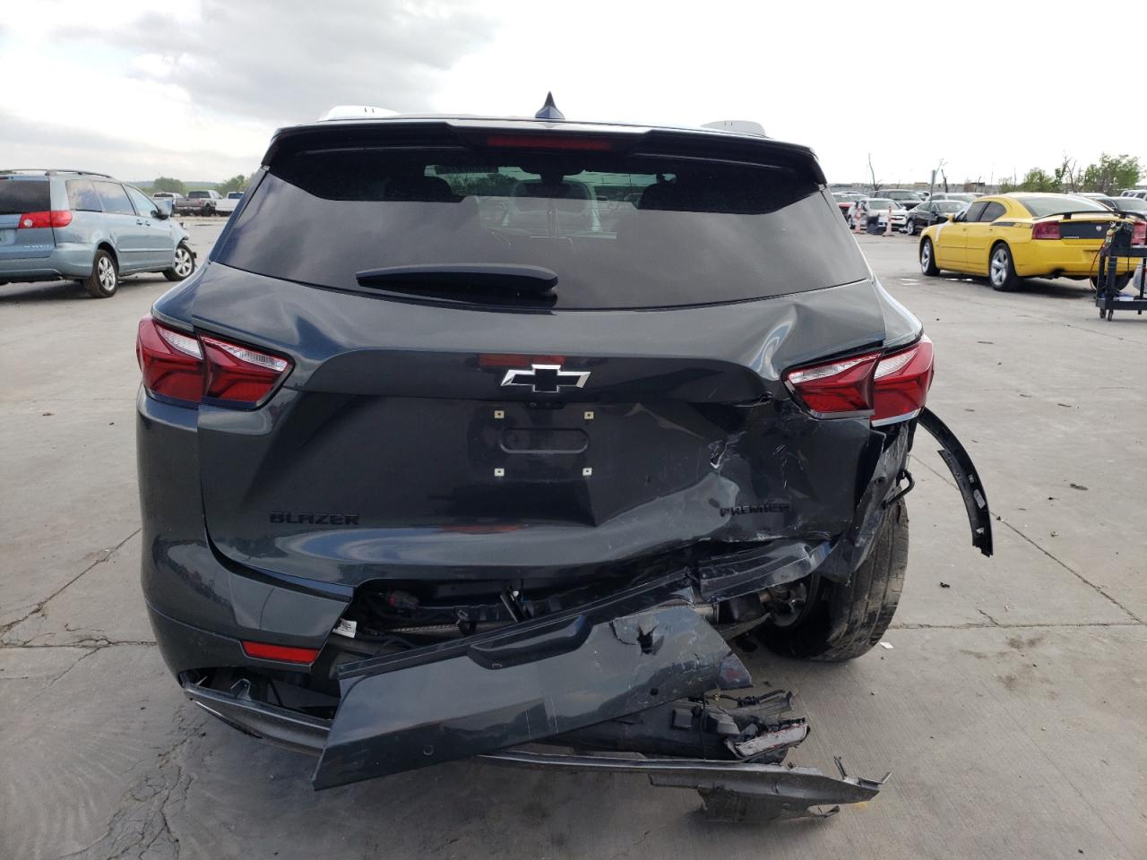 Photo 9 from auction – 2019 CHEVROLET BLAZER PRE with VIN 3GNKBFRS3KS687021
