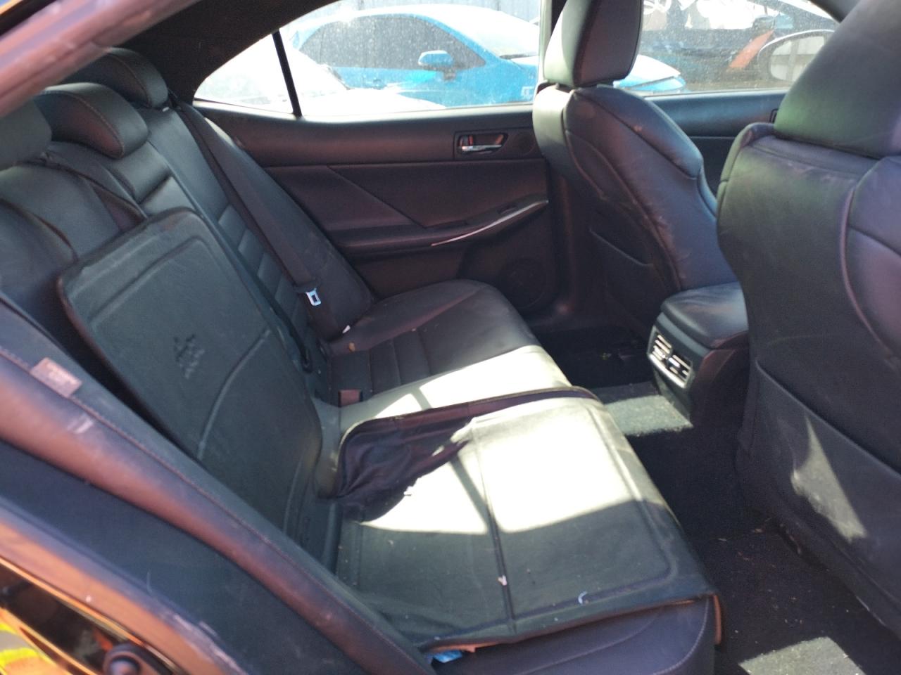 Photo 6 from auction – 2014 LEXUS IS 350 with VIN JTHBE1D21E5014025