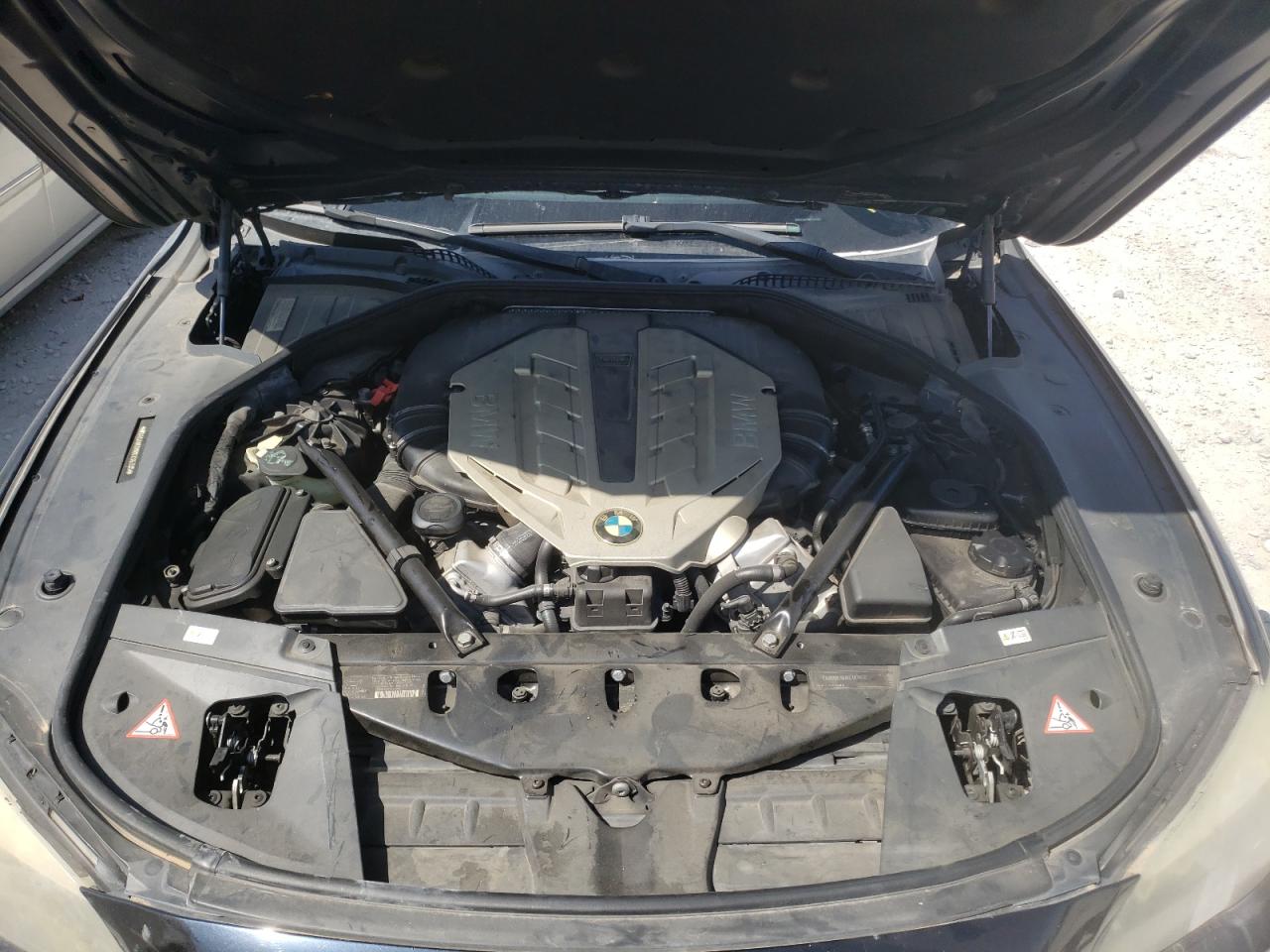 Photo 7 from auction – 2011 BMW 750 I with VIN WBAKA8C59BCY36335