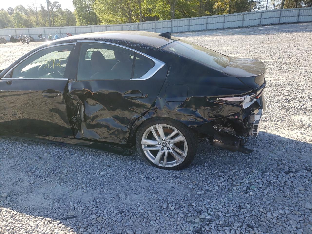 Photo 9 from auction – 2021 LEXUS IS 300 with VIN JTHAA1D29M5109146