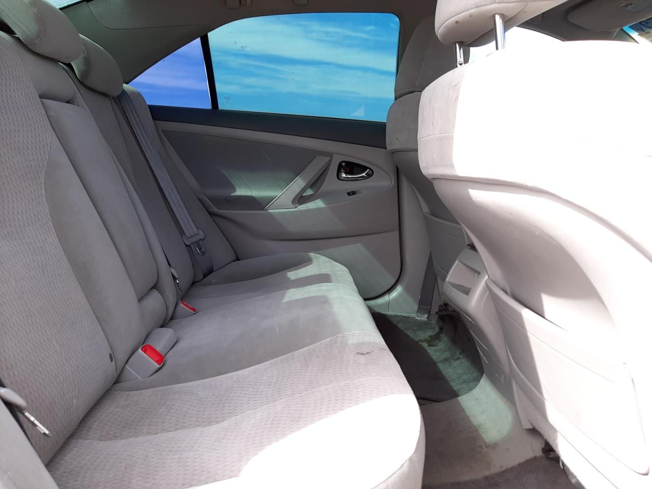 Photo 6 from auction – 2011 TOYOTA CAMRY BASE with VIN 4T1BF3EK5BU601866