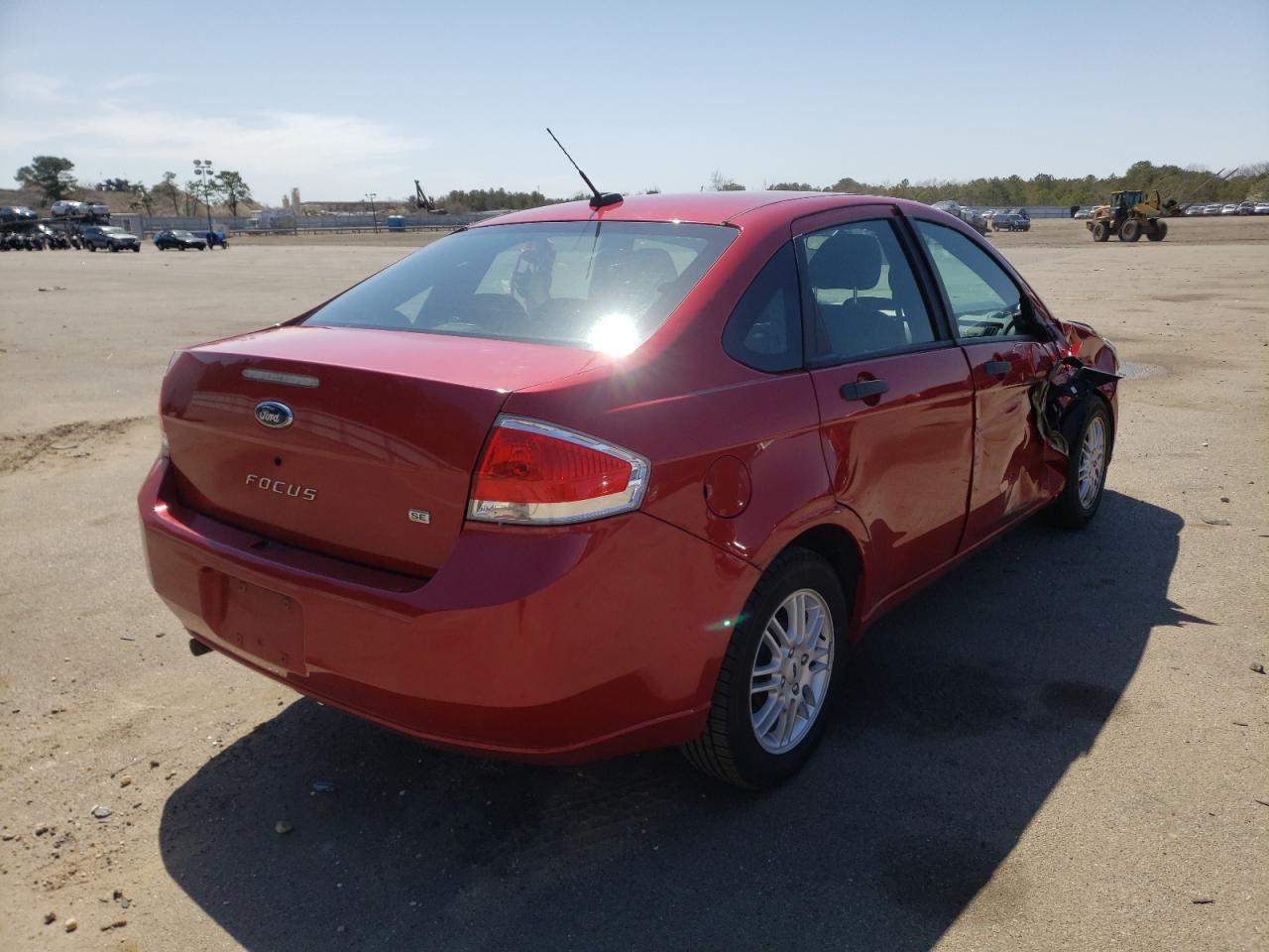 Photo 4 from auction – 2009 FORD FOCUS with VIN 1FAHP35N29W191103
