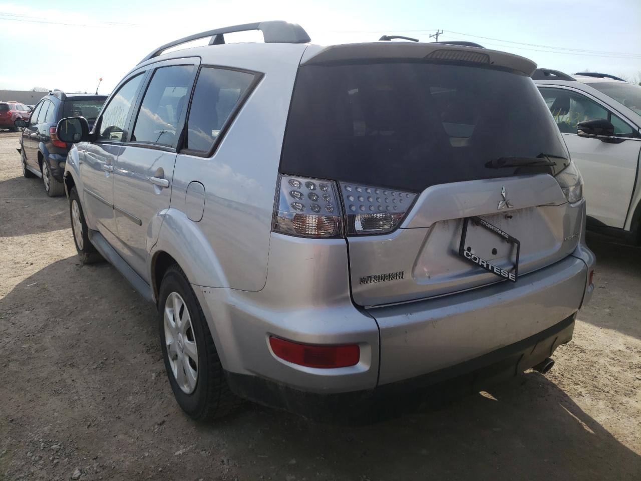 Photo 3 from auction – 2012 MITSUBISHI OUTLANDER with VIN JA4AS2AW7CU000677