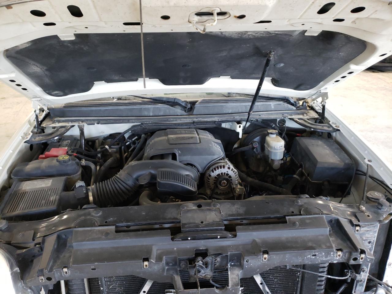 Photo 7 from auction – 2011 GMC YUKON DENA with VIN 1GKS2EEF6BR206746