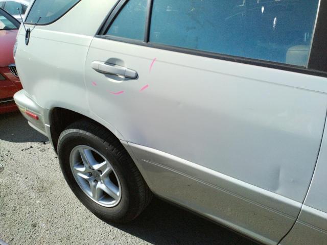 Foto 9 de la subasta – 2001 LEXUS RX 300 con VIN JTJHF10U910188901
