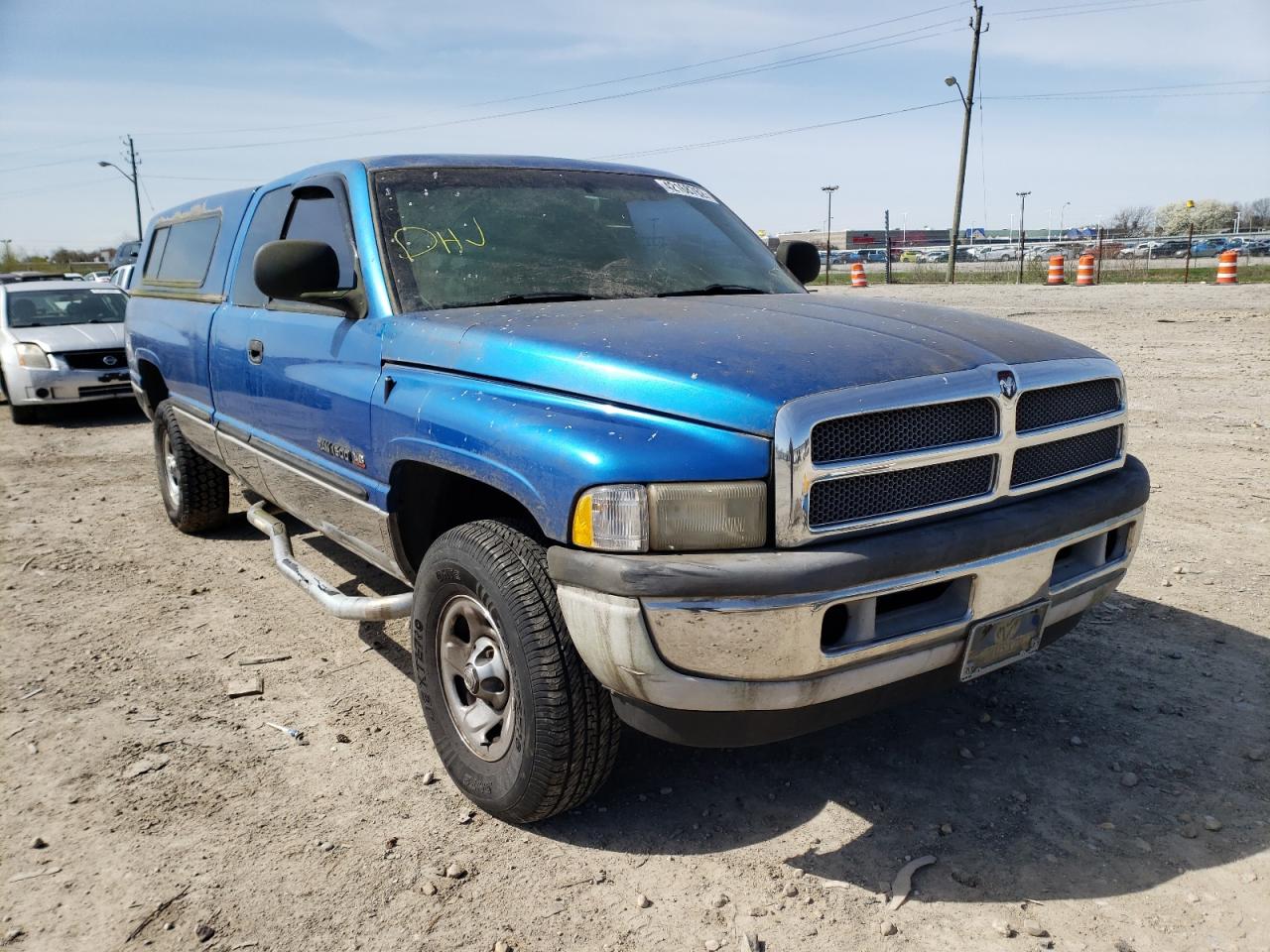 DODGE RAM 1500 1999 with VIN 3B7HF13Z8XG110852 - Photo from auction