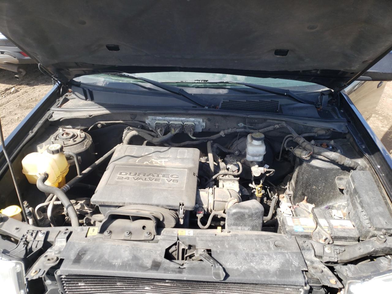 Photo 7 from auction – 2010 FORD ESCAPE with VIN 1FMCU9DG0AKA87770