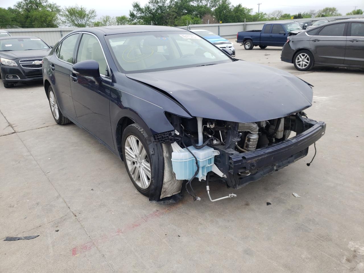 LEXUS ES 350 2015 with VIN JTHBK1GG6F2206821 - Photo from auction