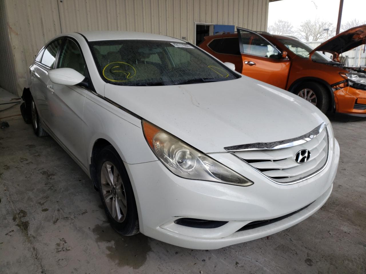 HYUNDAI SONATA GLS 2012 with VIN 5NPEB4AC7CH475457 - Photo from auction
