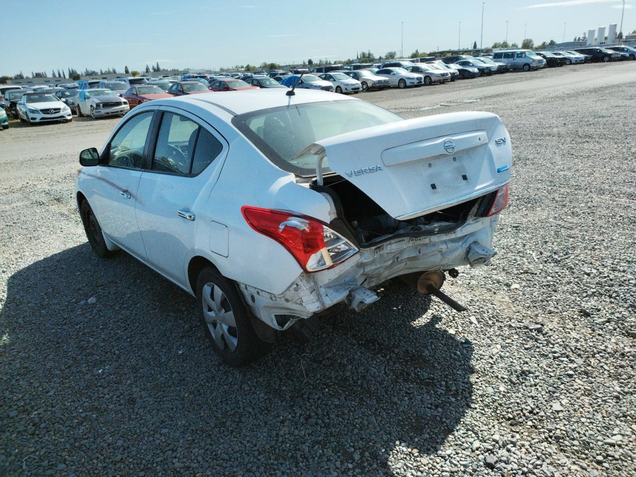 Photo 3 from auction – 2012 NISSAN VERSA S with VIN 3N1CN7AP4CL858388