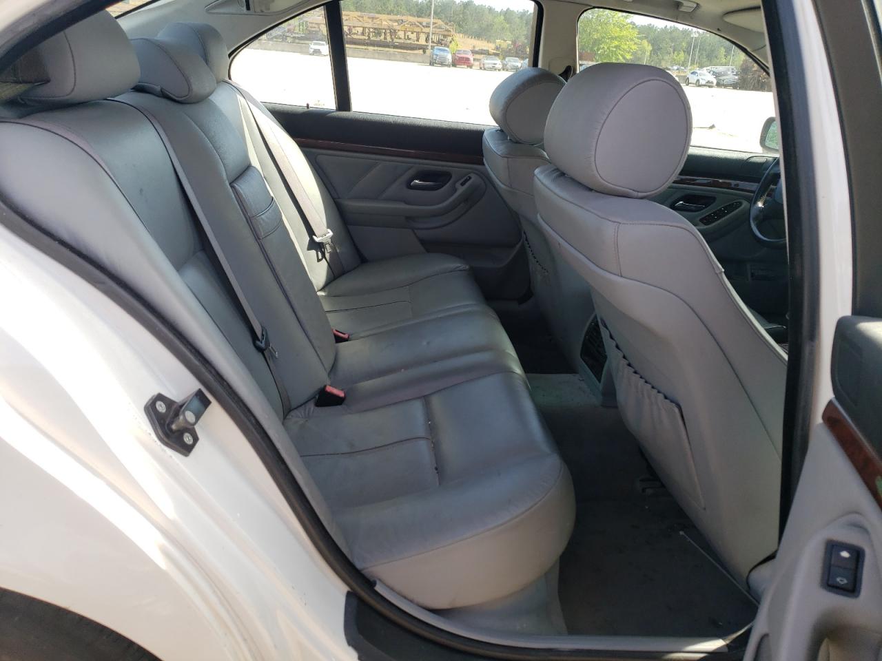 Photo 6 from auction – 2003 BMW 530 I AUTO with VIN WBADT63453CK40946