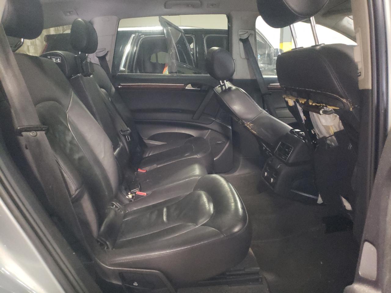 Photo 6 from auction – 2007 AUDI Q7 4.2 QUA with VIN WA1AV74L97D019730