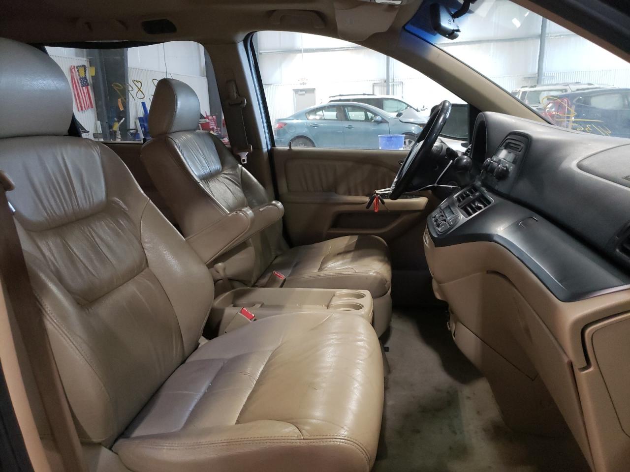Photo 5 from auction – 2007 HONDA ODYSSEY EX with VIN 5FNRL38697B034135