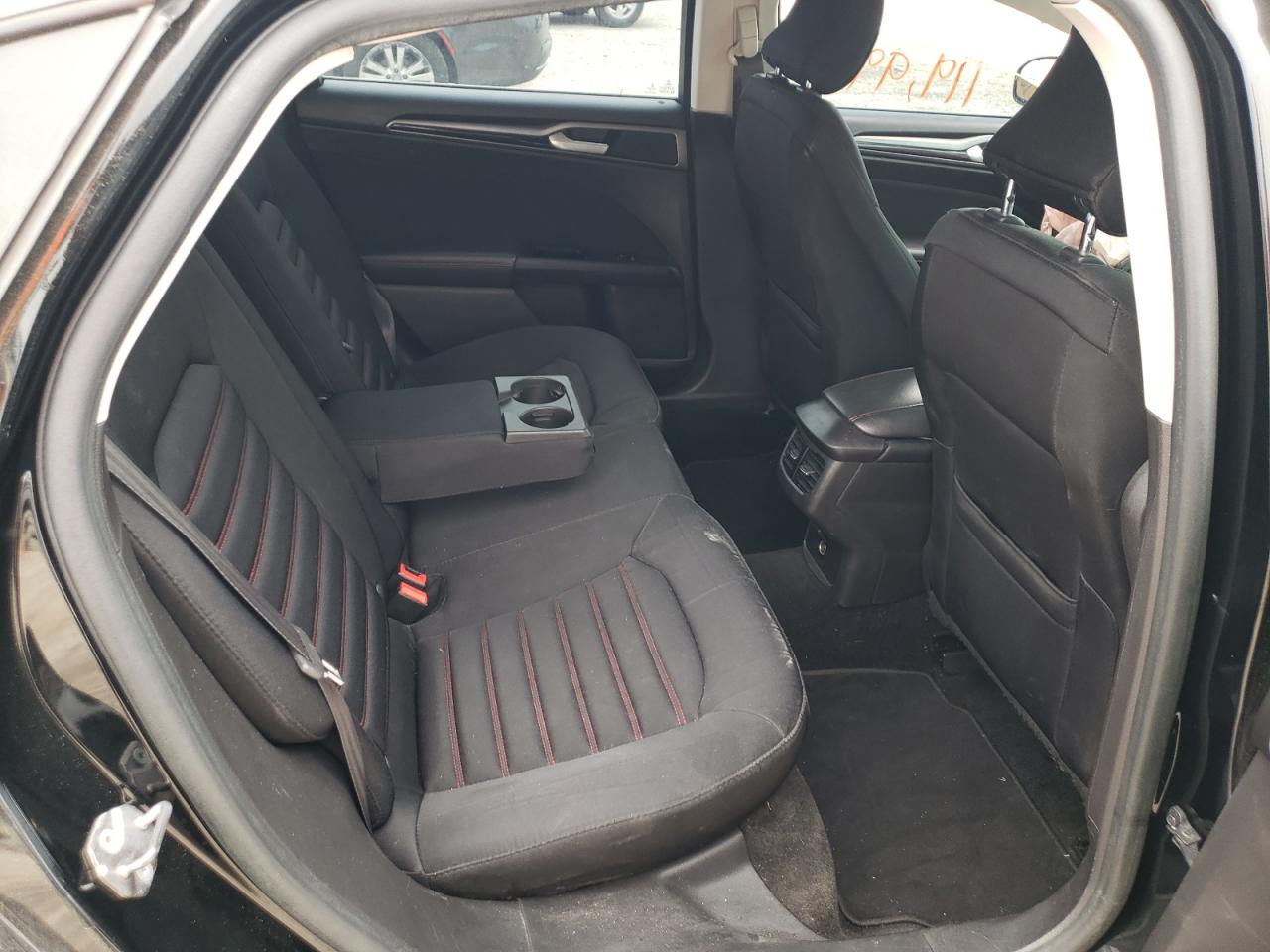 Photo 6 from auction – 2016 FORD FUSION SE with VIN 3FA6P0HD0GR165253