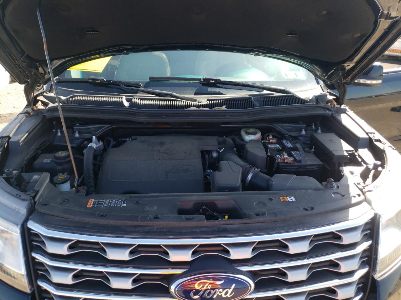 Photo 7 from auction – 2016 FORD EXPLORER L with VIN 1FM5K8F80GGA17227