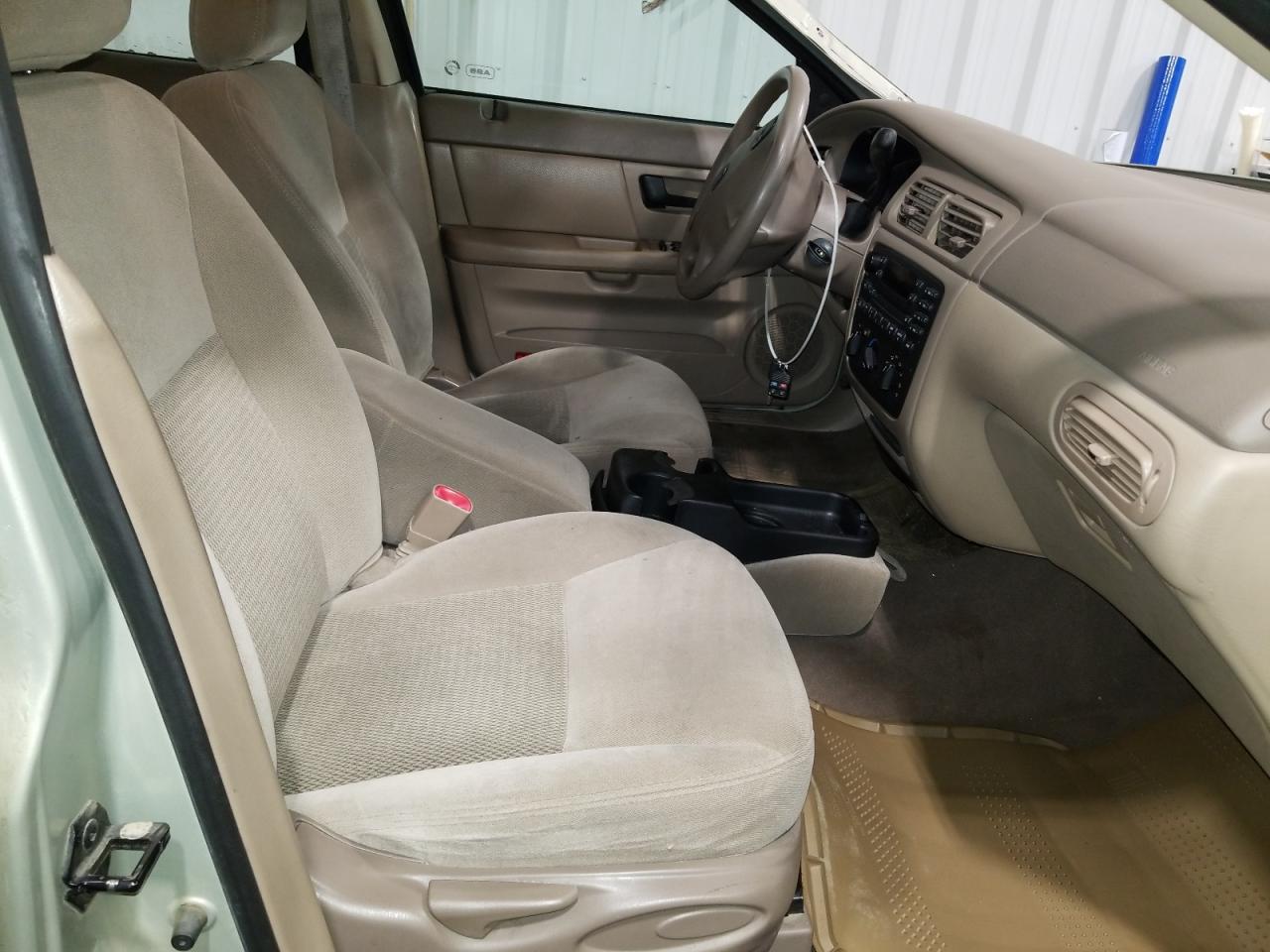 Photo 5 from auction – 2003 FORD TAURUS SES with VIN 1FAFP55203G194575