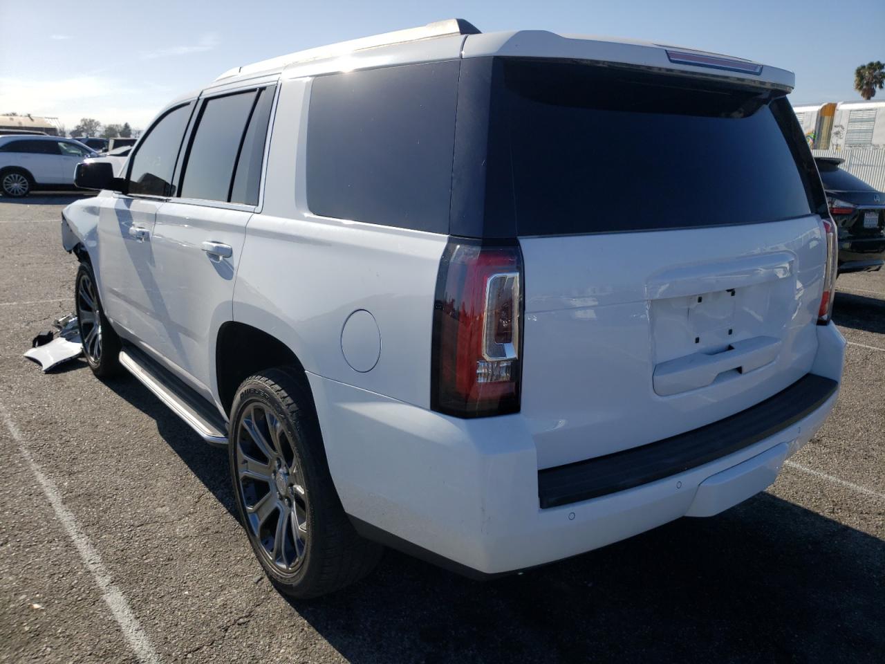 Photo 3 from auction – 2019 GMC YUKON SLT with VIN 1GKS1DKC0KR150536