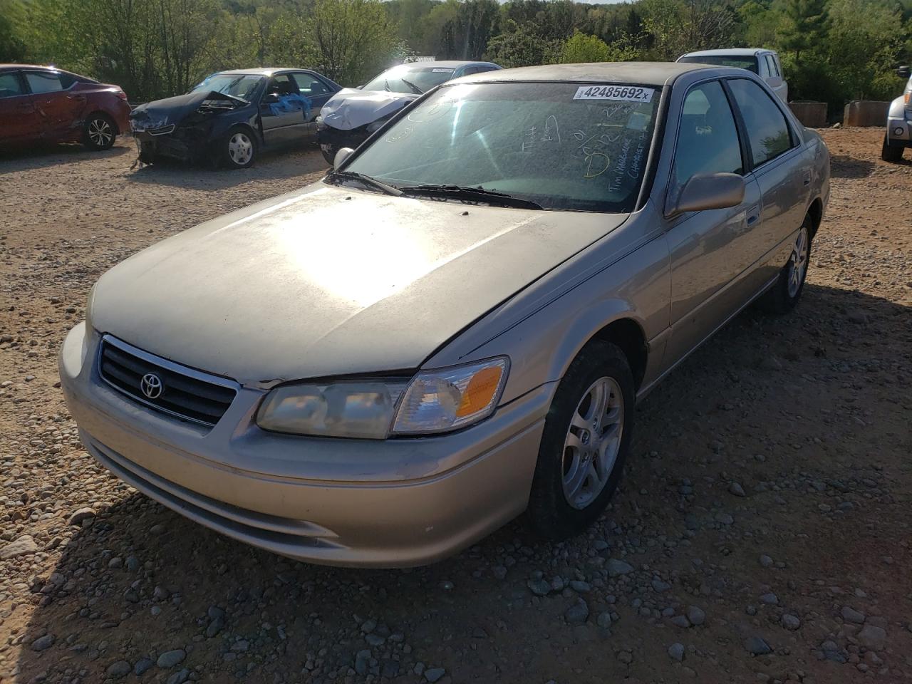 Photo 2 from auction – 2001 TOYOTA CAMRY LE with VIN 4T1BF22K81U121866