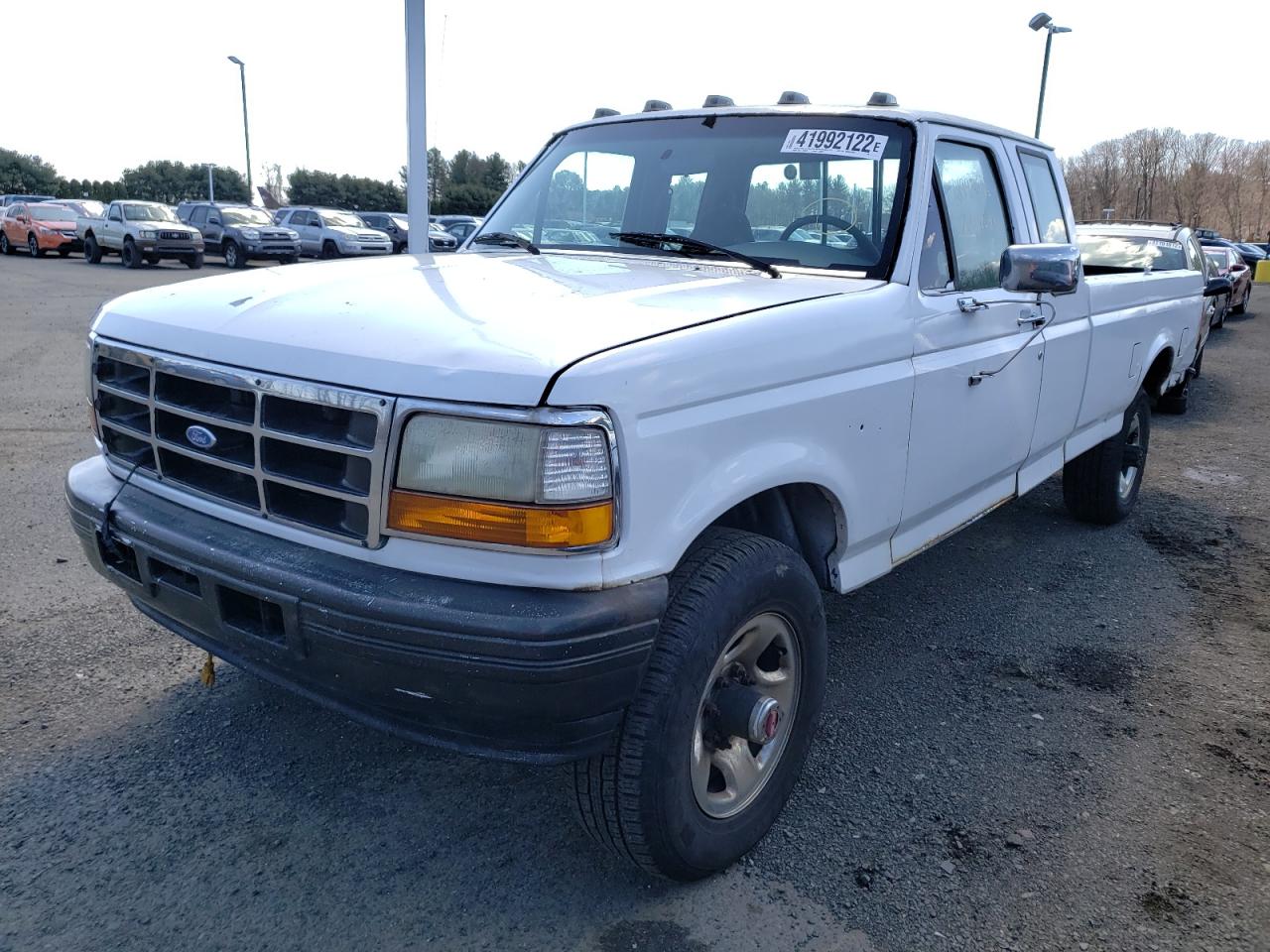 Photo 2 from auction – 1994 FORD F250 with VIN 1FTHX26M2RKA35709