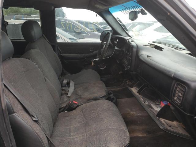 Photo 5 from auction – 2002 CHEVROLET SILVERADO with VIN 2GCEC19VX21121613