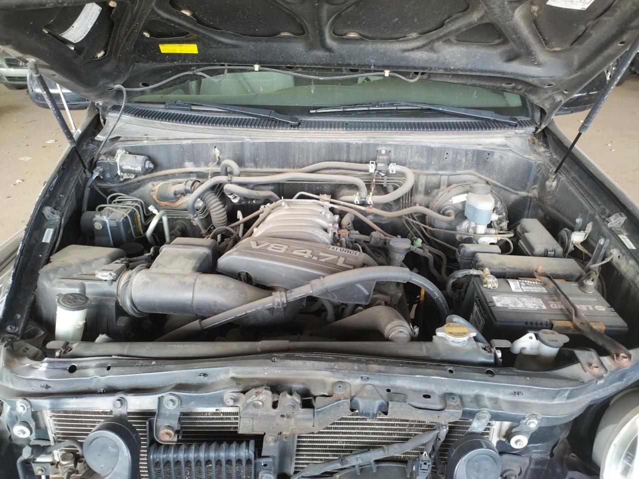 Photo 7 from auction – 2003 TOYOTA SEQUOIA SR with VIN 5TDBT44A53S154862