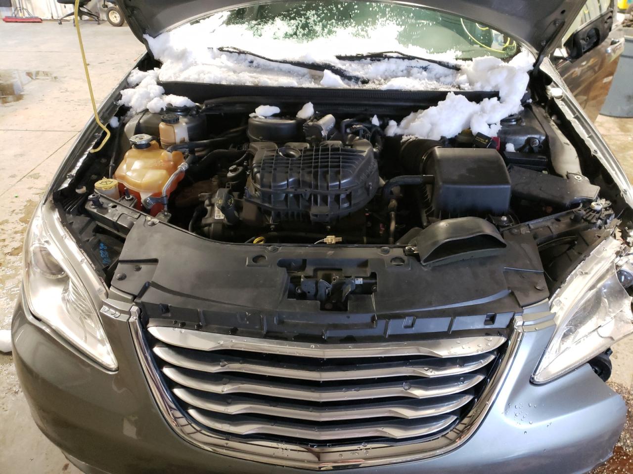 Photo 7 from auction – 2011 CHRYSLER 200 LIMITE with VIN 1C3BC2FG9BN623725