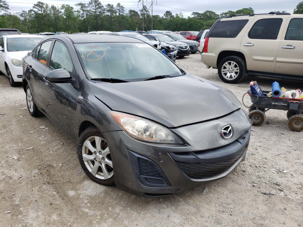 MAZDA 3 I 2011 with VIN JM1BL1VF6B1360681 - Photo from auction