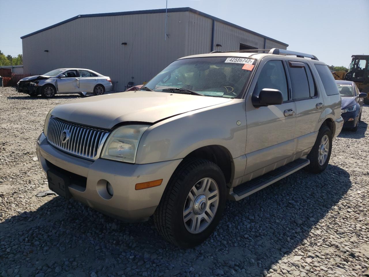 Photo 2 from auction – 2005 MERCURY MOUNTAINEE with VIN 4M2DU66W75UJ01437