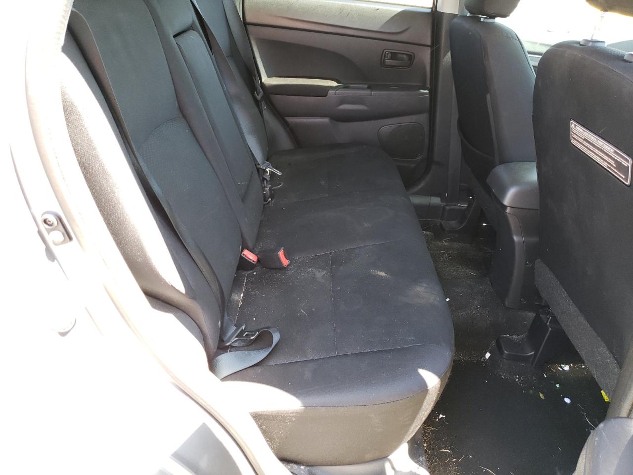 Photo 6 from auction – 2015 MITSUBISHI OUTLANDER with VIN 4A4AP3AU5FE055633