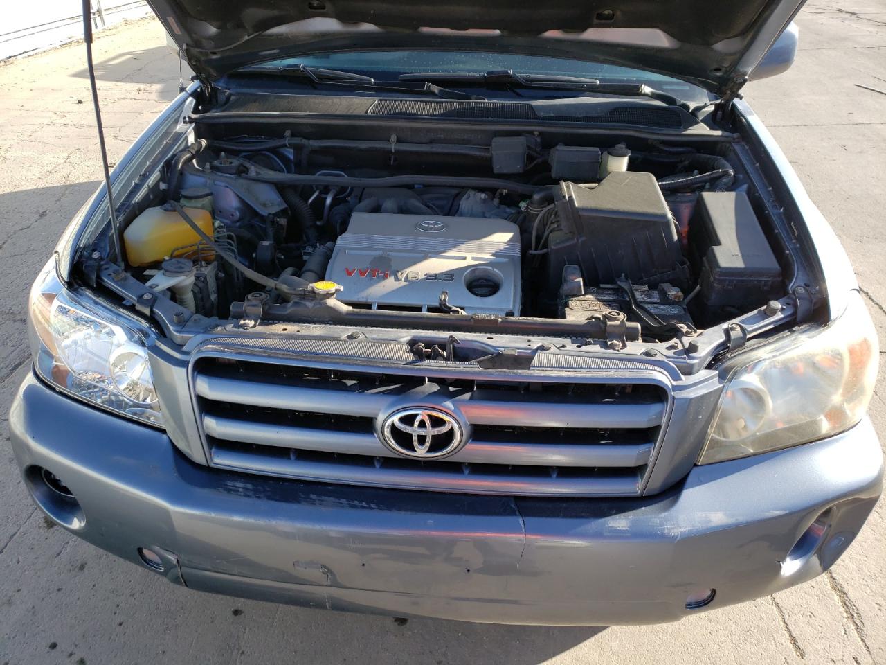 Zdjęcie 7 z aukcji – 2004 TOYOTA HIGHLANDER z VIN JTEDP21AX40027806