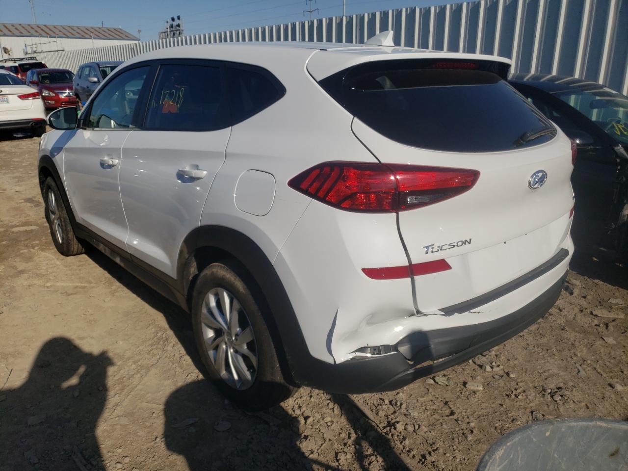 Photo 3 from auction – 2019 HYUNDAI TUCSON SE with VIN KM8J2CA44KU951245