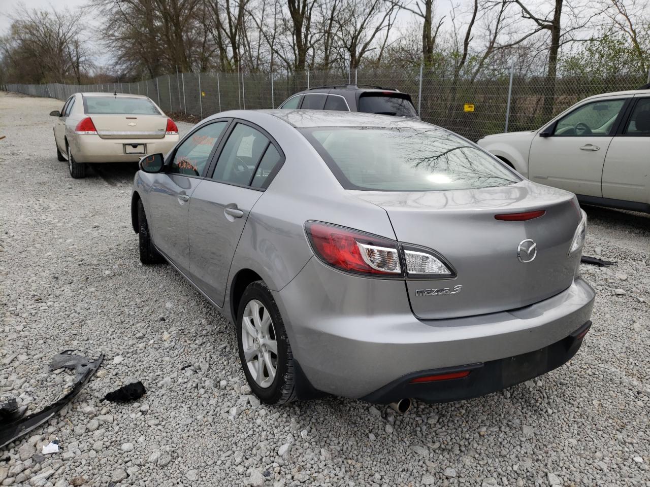 Фото 3 с аукциона – 2011 MAZDA 3 I с VIN JM1BL1VF0B1482050