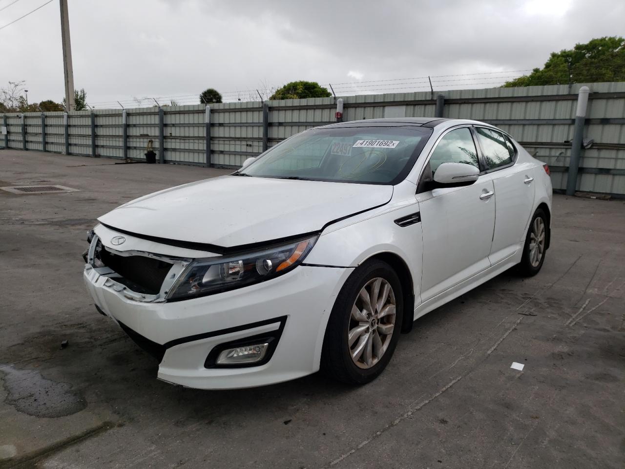 Photo 2 from auction – 2015 KIA OPTIMA EX with VIN 5XXGN4A74FG427398