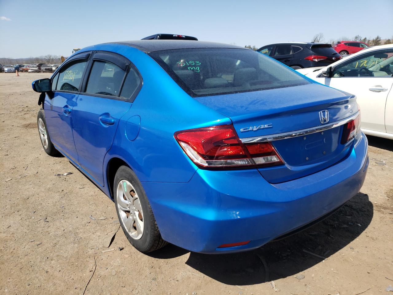 Photo 3 from auction – 2015 HONDA CIVIC LX with VIN 19XFB2F52FE707393