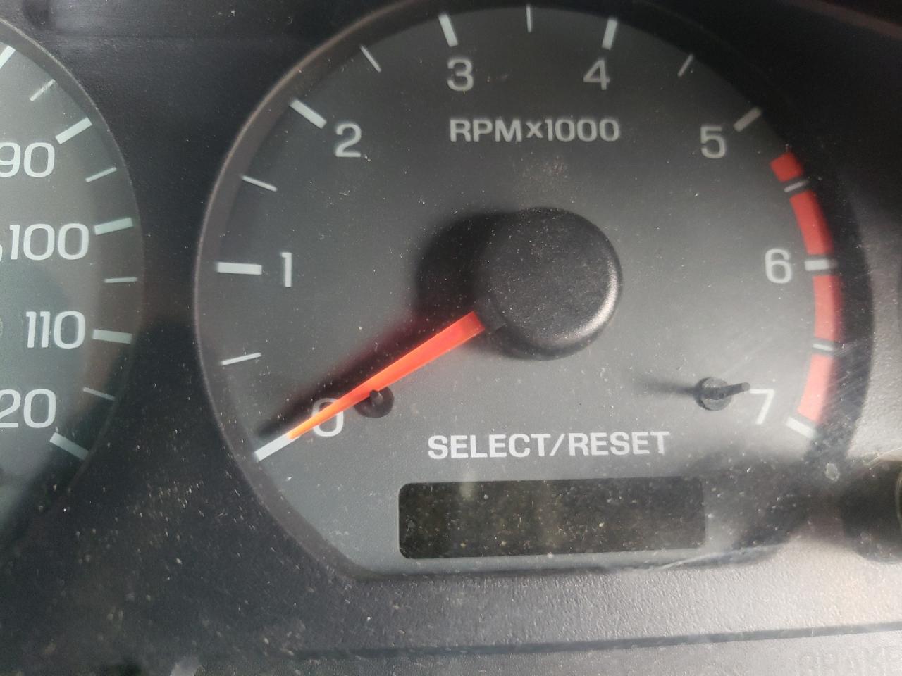 Photo 8 from auction – 2002 FORD MUSTANG with VIN 1FAFP40492F167639