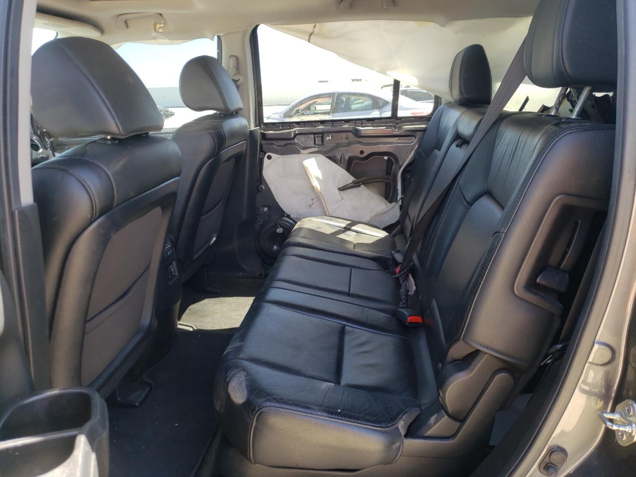 Foto 6 de la subasta – 2013 HONDA PILOT EXLN con VIN 5FNYF3H73DB038558