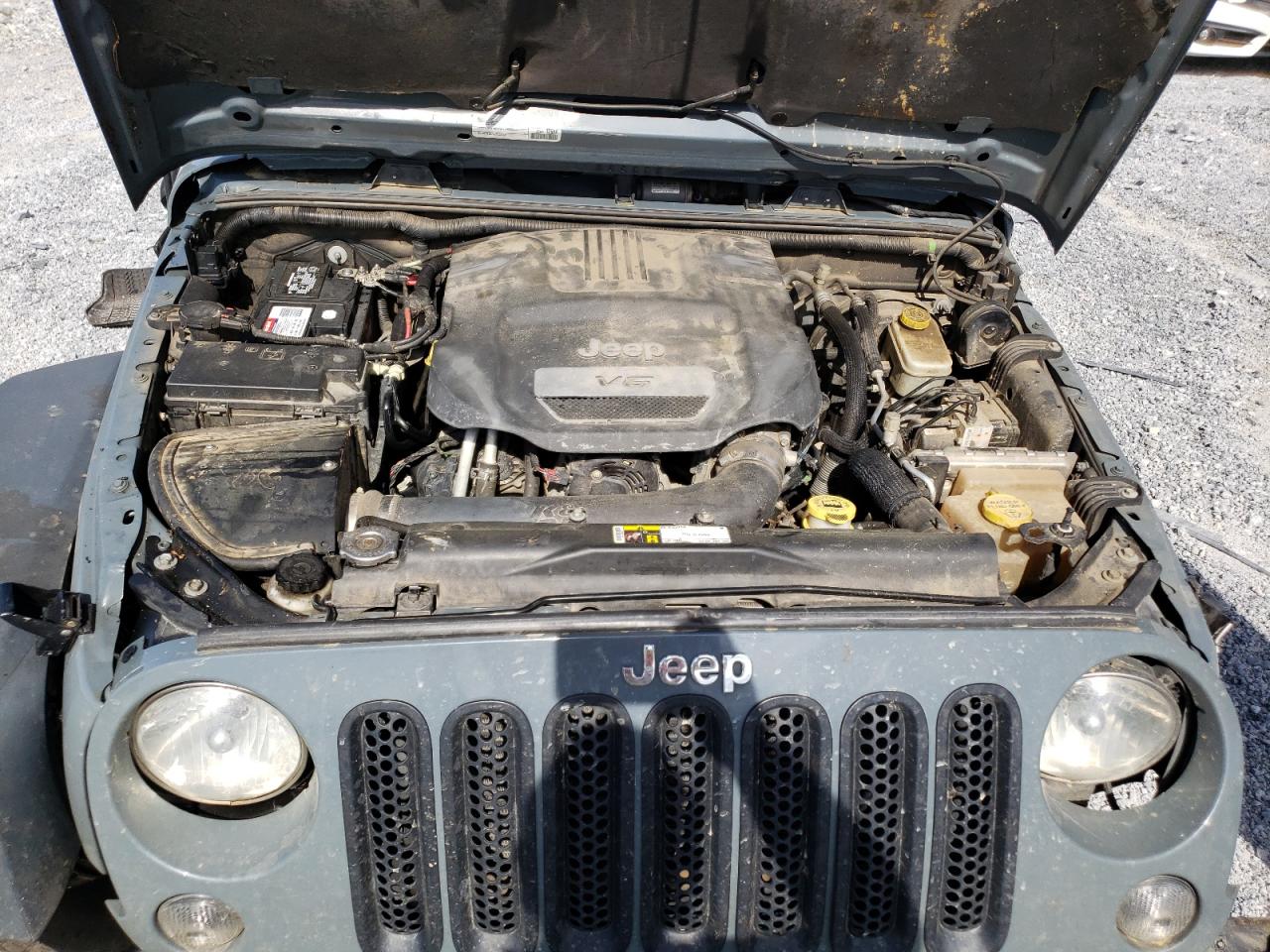 Photo 7 from auction – 2015 JEEP WRANGLER U with VIN 1C4BJWFG1FL602782