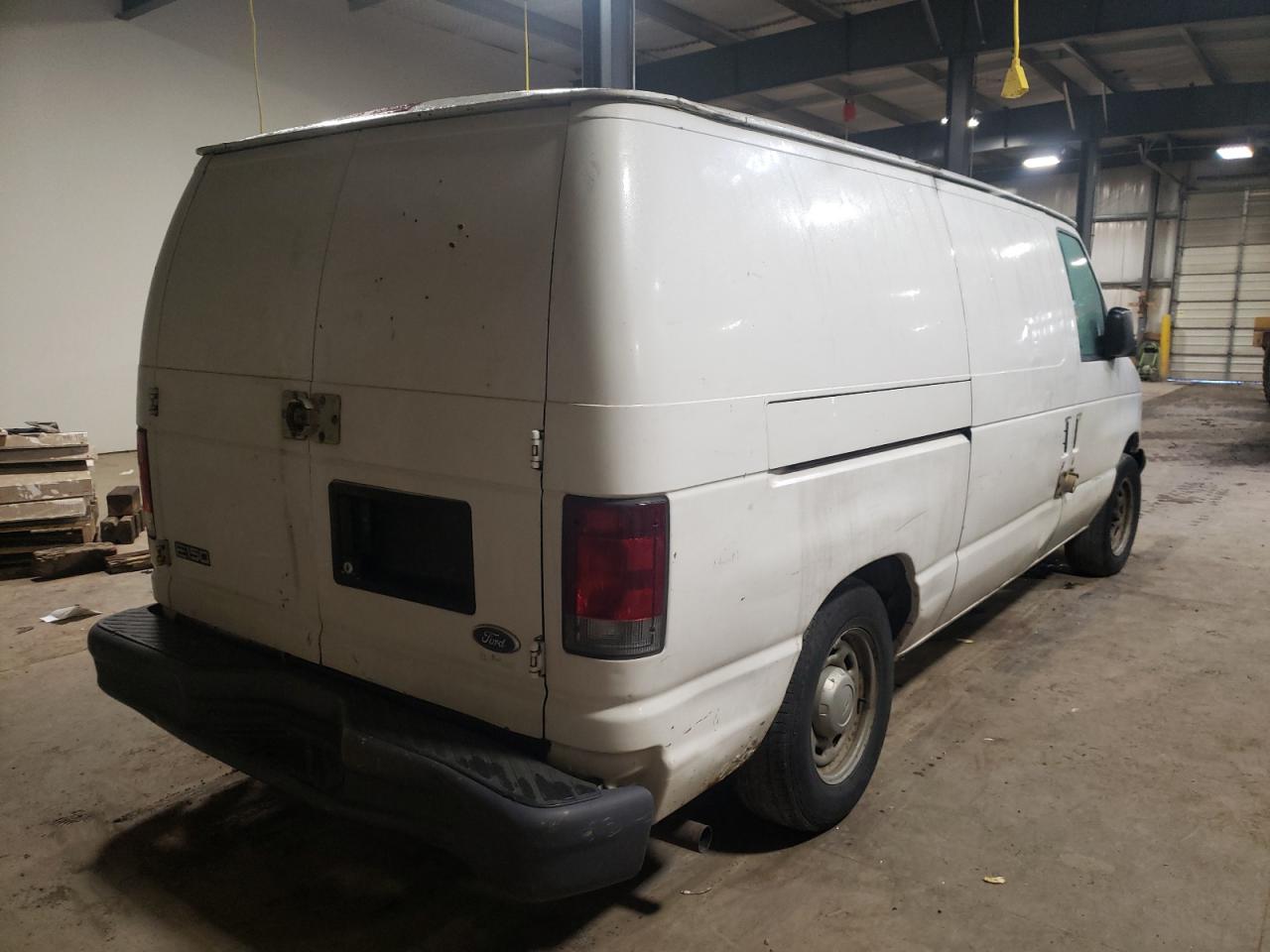 Photo 4 from auction – 2004 FORD ECONOLINE with VIN 1FTRE14W74HA76125