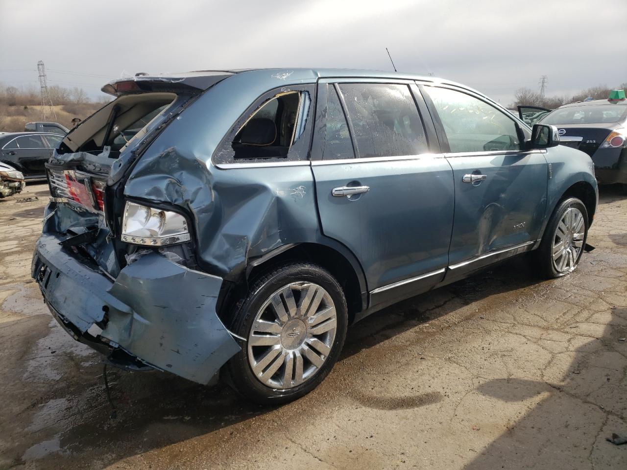 Photo 4 from auction – 2010 LINCOLN MKX with VIN 2LMDJ8JC1ABJ05863